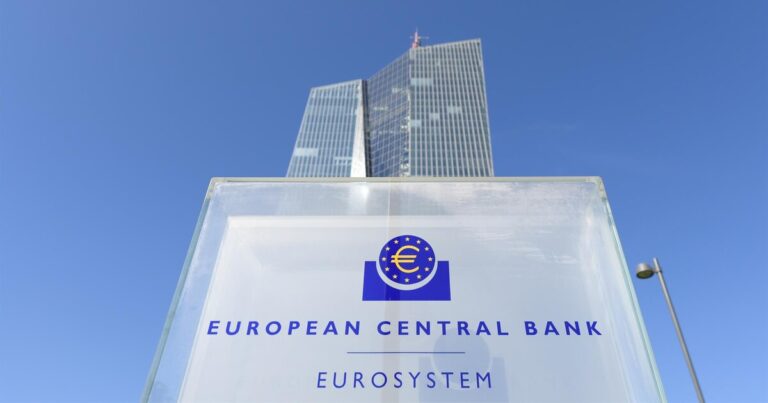 Lee más sobre el artículo Los hogares de la eurozona arriesgan 440.000 millones en las ‘Siete Magníficas’